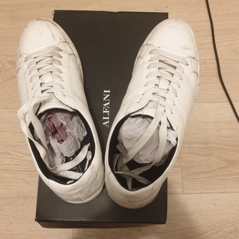 ALFANI white sneakers, size 10